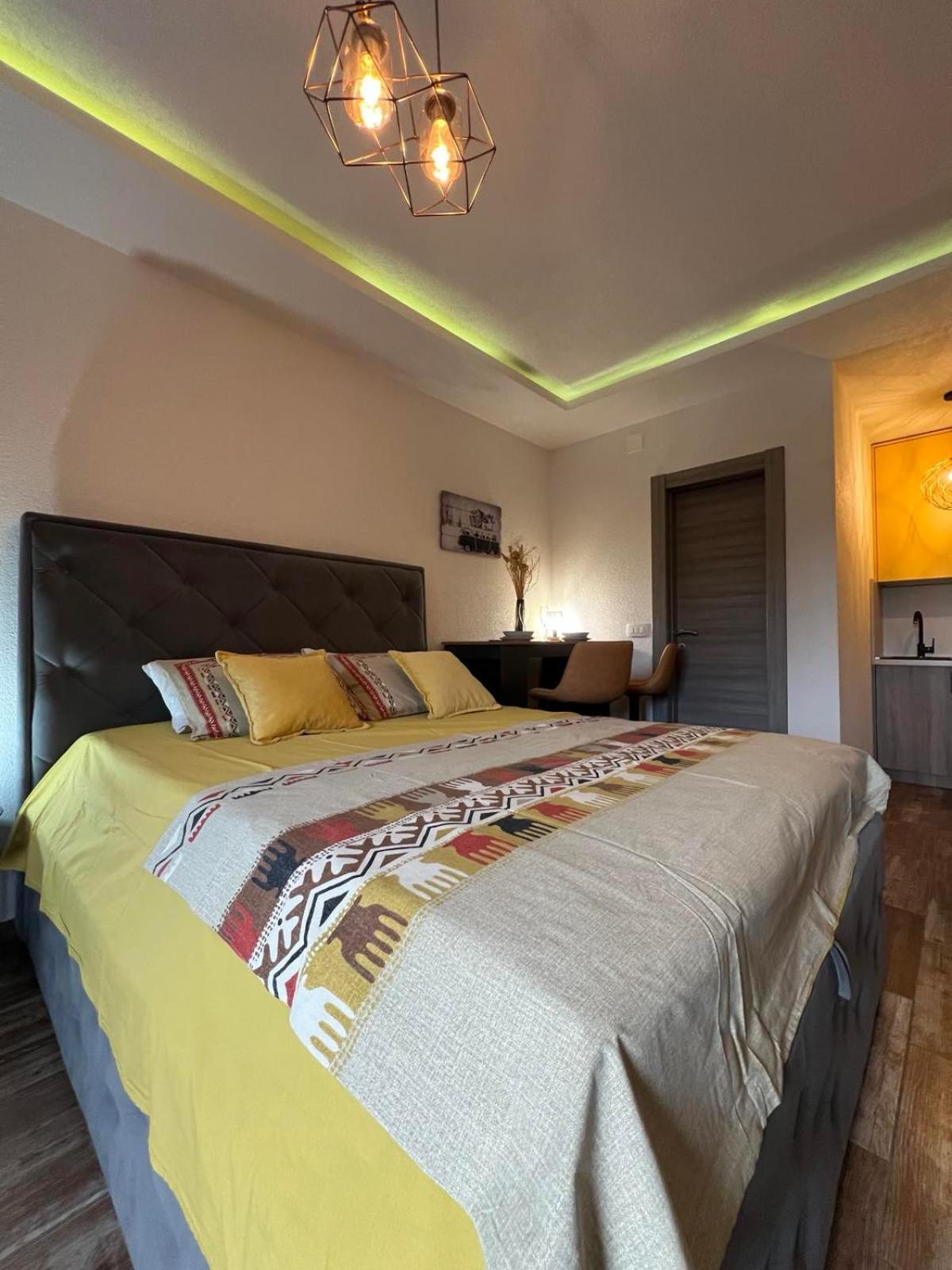 Ferienwohnung Casa Del Sole Lux Kotor Exterior foto